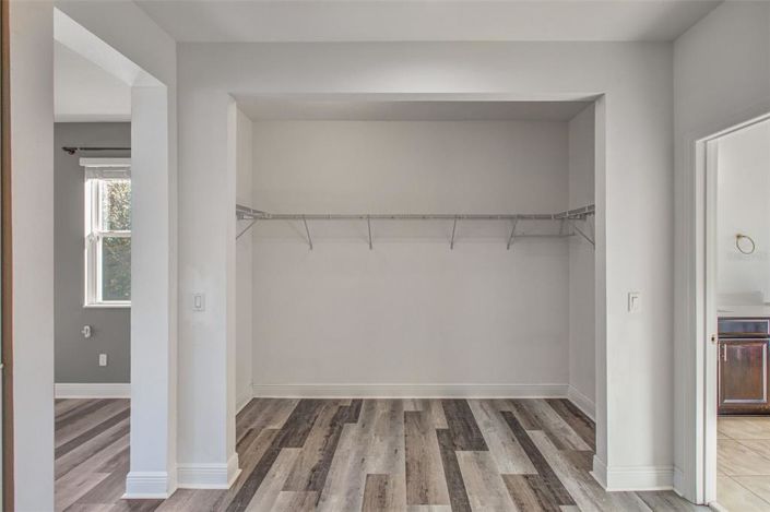 Image No.37-5 Bed House for sale