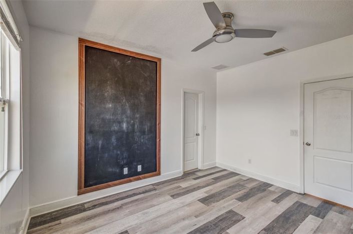 Image No.50-5 Bed House for sale