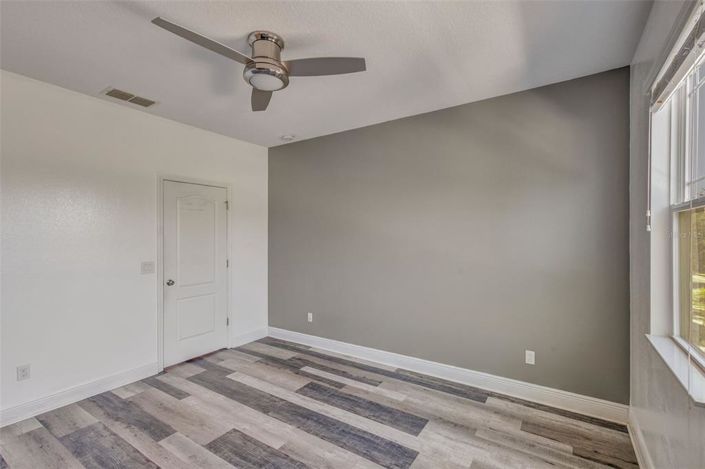 Image No.52-5 Bed House for sale