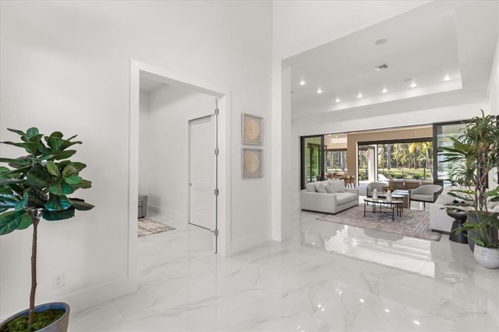 Image No.3-Maison de 5 chambres à vendre à Saint John