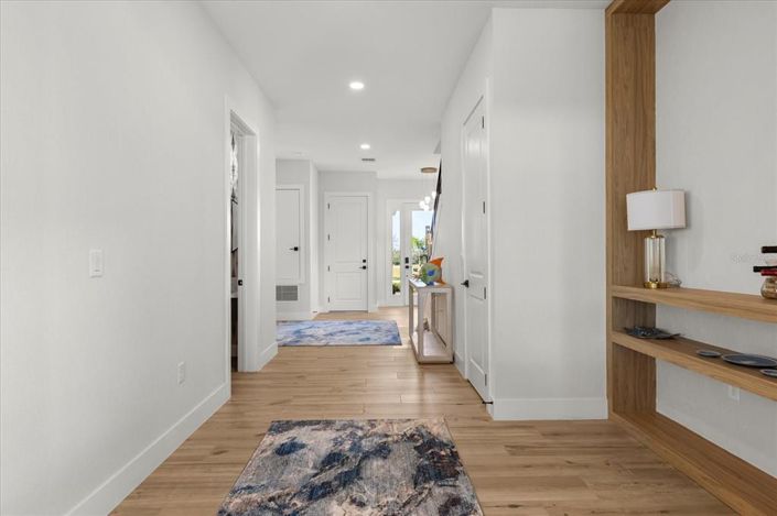 Image No.11-4 Bed House for sale