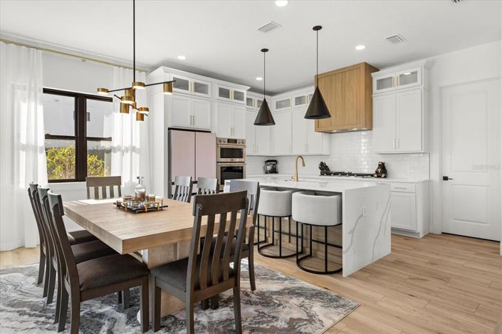 Image No.16-4 Bed House for sale