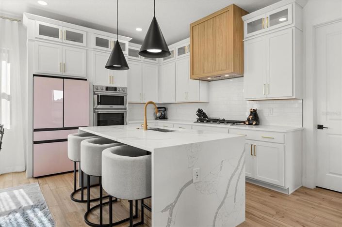 Image No.17-4 Bed House for sale