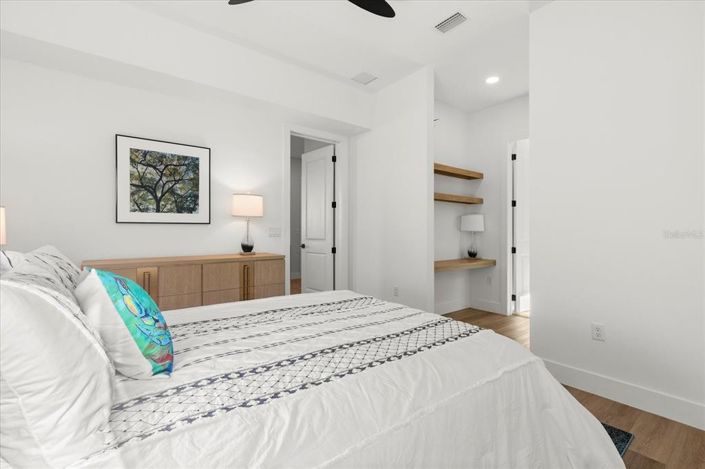 Image No.44-4 Bed House for sale