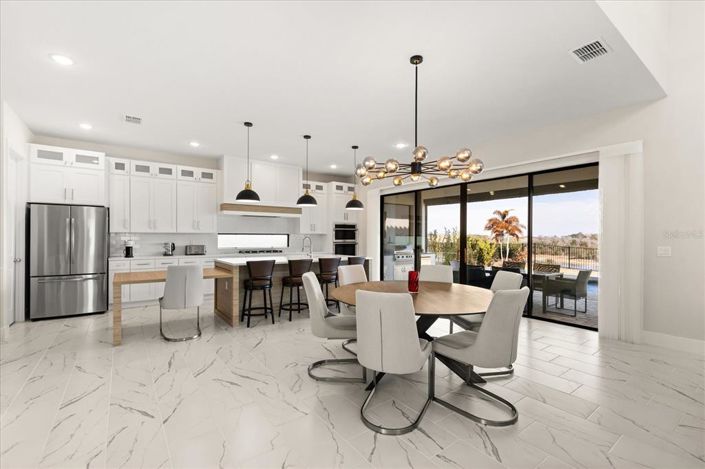 Image No.11-4 Bed House for sale