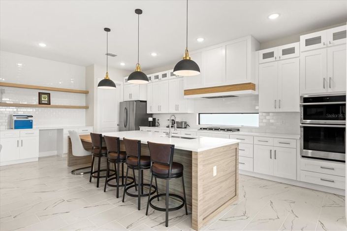 Image No.14-4 Bed House for sale