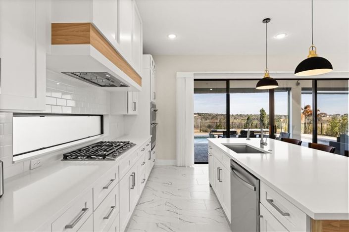 Image No.16-4 Bed House for sale