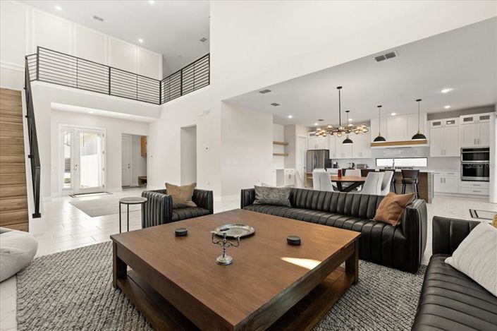 Image No.8-4 Bed House for sale