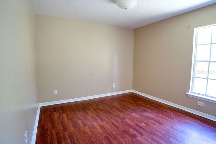 Image No.16-3 Bed House for sale