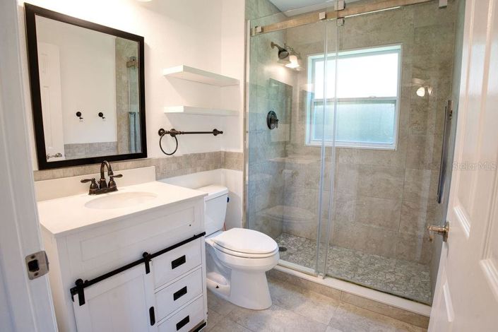 Image No.18-3 Bed House for sale