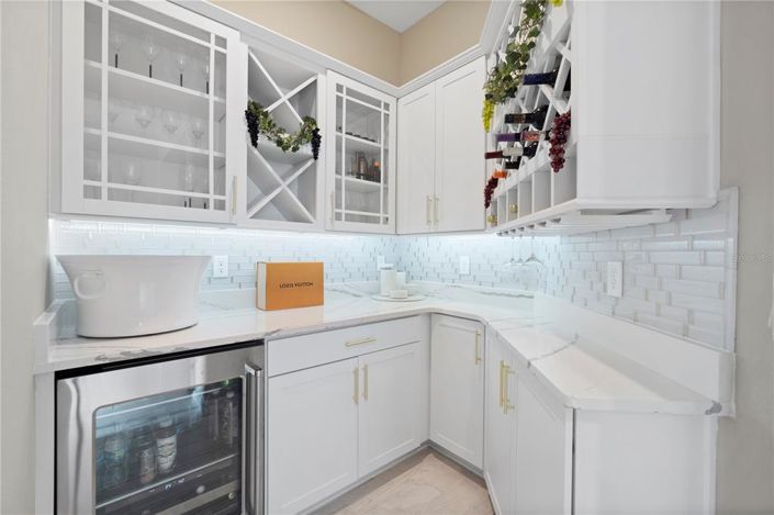 Image No.10-5 Bed House for sale