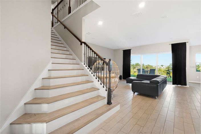 Image No.11-5 Bed House for sale