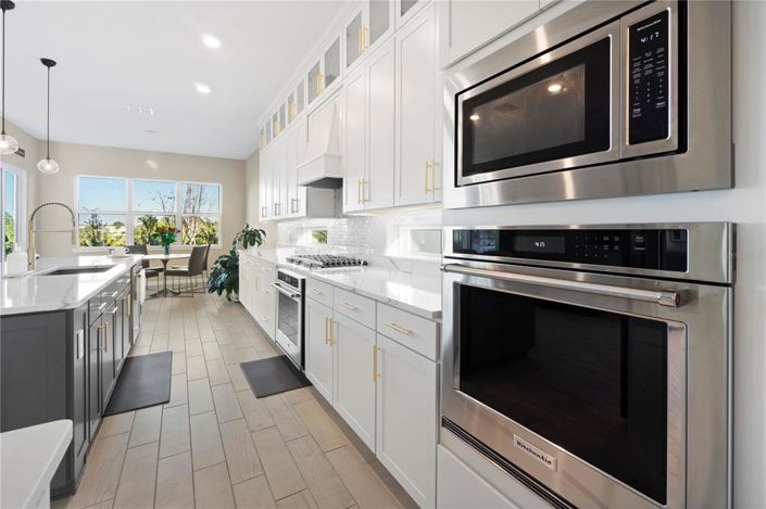 Image No.16-5 Bed House for sale