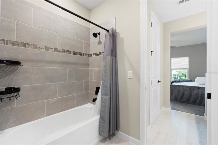 Image No.34-5 Bed House for sale