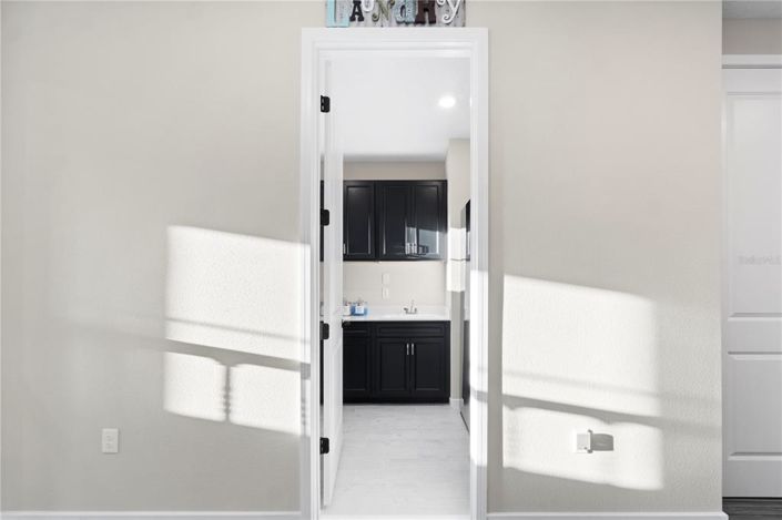 Image No.43-5 Bed House for sale