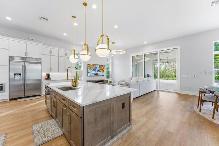 Image No.19-5 Bed House for sale