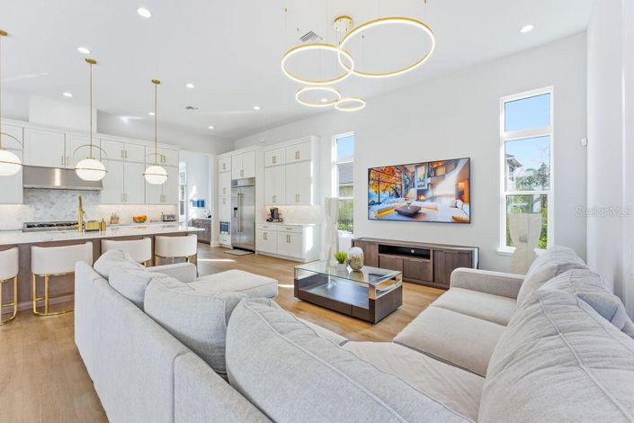 Image No.28-5 Bed House for sale