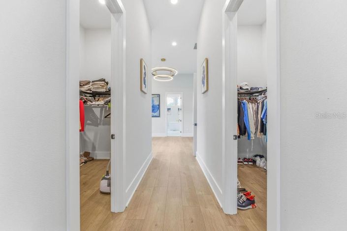 Image No.34-5 Bed House for sale