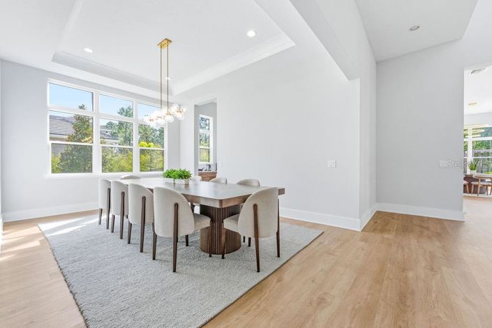 Image No.53-5 Bed House for sale