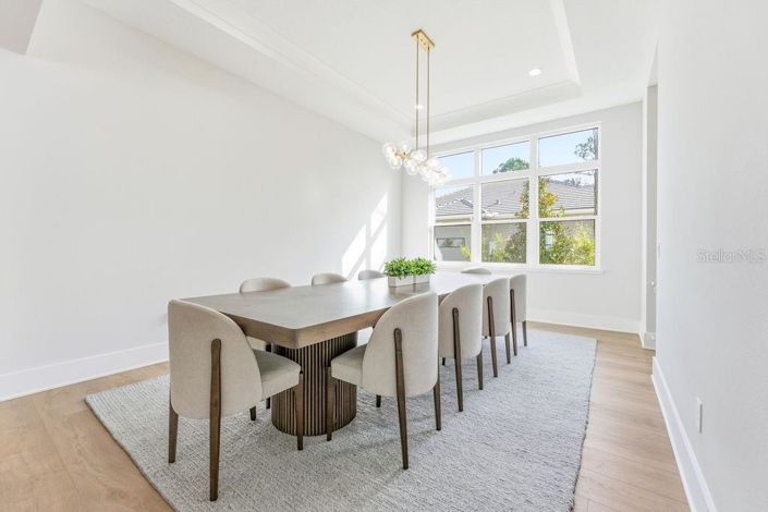 Image No.55-5 Bed House for sale