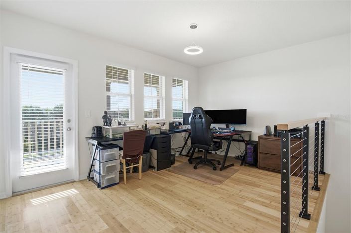 Image No.17-4 Bed House for sale