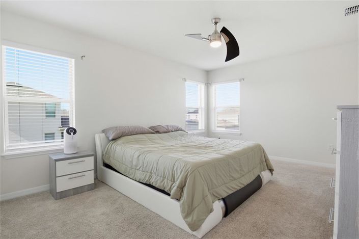 Image No.19-4 Bed House for sale