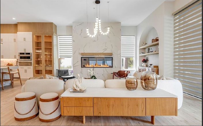 Image No.23-6 Bed House for sale