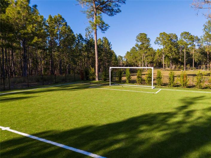 Image No.39-6 Bed House for sale