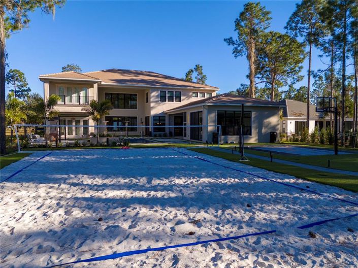 Image No.40-6 Bed House for sale