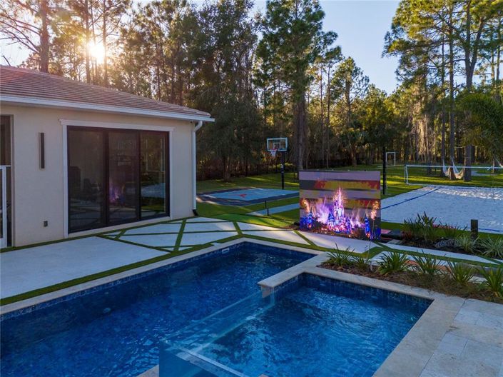 Image No.41-6 Bed House for sale