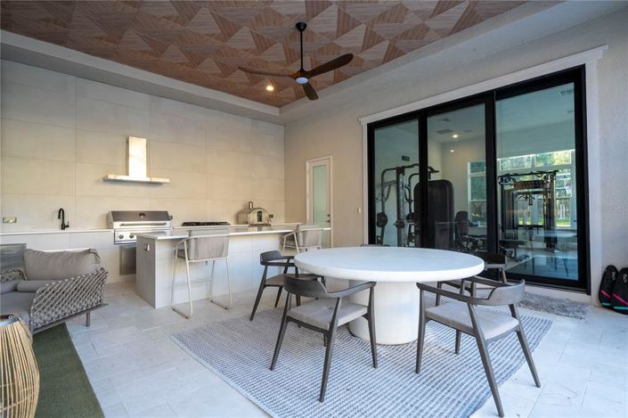 Image No.50-6 Bed House for sale