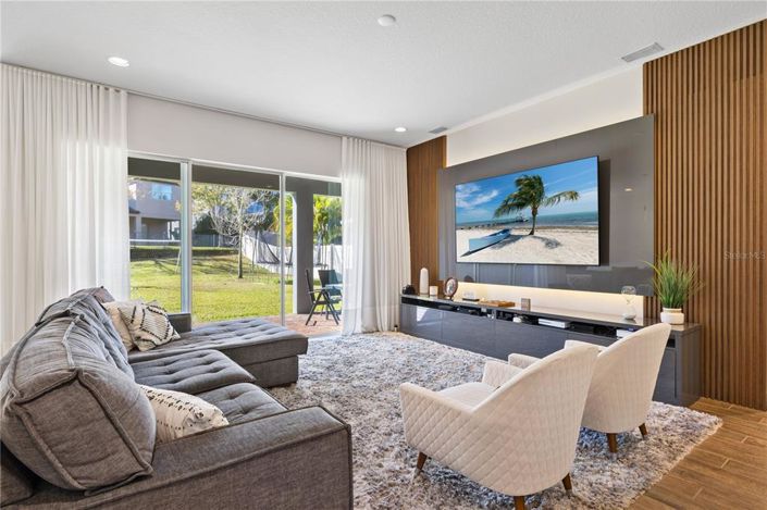 Image No.12-4 Bed House for sale