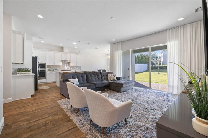 Image No.21-4 Bed House for sale