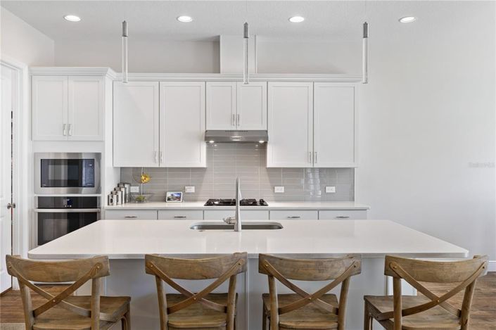 Image No.25-4 Bed House for sale