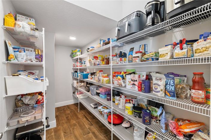 Image No.29-4 Bed House for sale