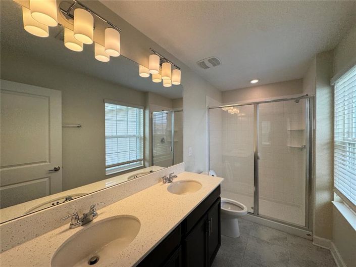 Image No.17-3 Bed Townhouse for sale