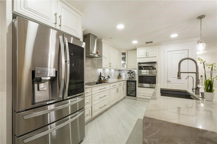 Image No.15-4 Bed Townhouse for sale