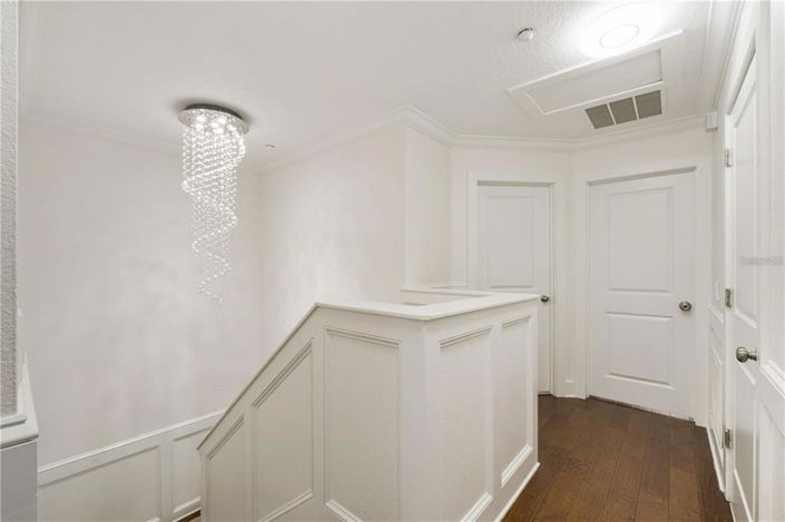 Image No.18-4 Bed Townhouse for sale