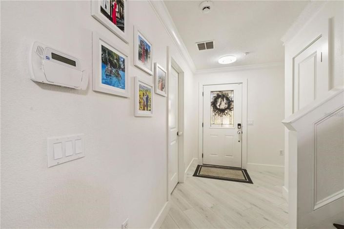 Image No.4-4 Bed Townhouse for sale