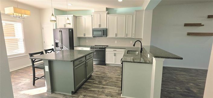 Image No.18-3 Bed Townhouse for sale