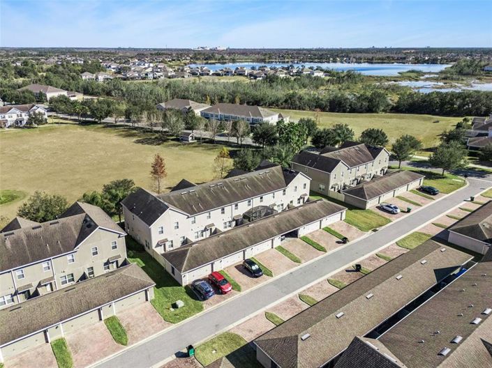 Image No.50-3 Bed Townhouse for sale