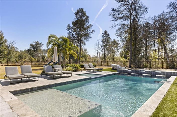 Image No.58-6 Bed House for sale