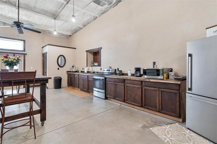 Image No.12-3 Bed House for sale