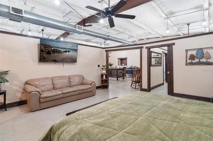 Image No.13-3 Bed House for sale