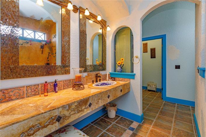 Image No.20-3 Bed House for sale