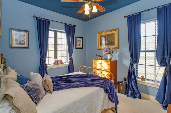 Image No.24-3 Bed House for sale