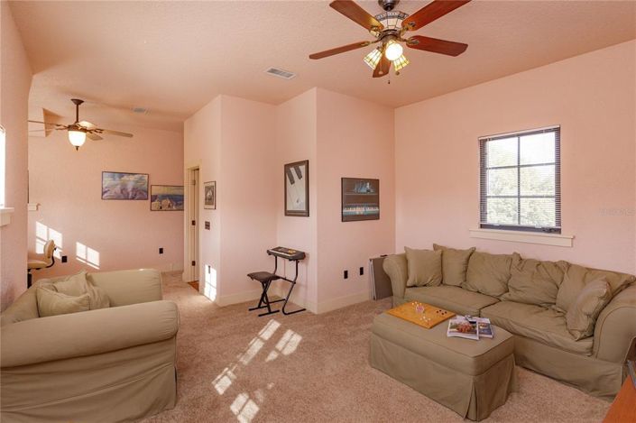 Image No.30-3 Bed House for sale