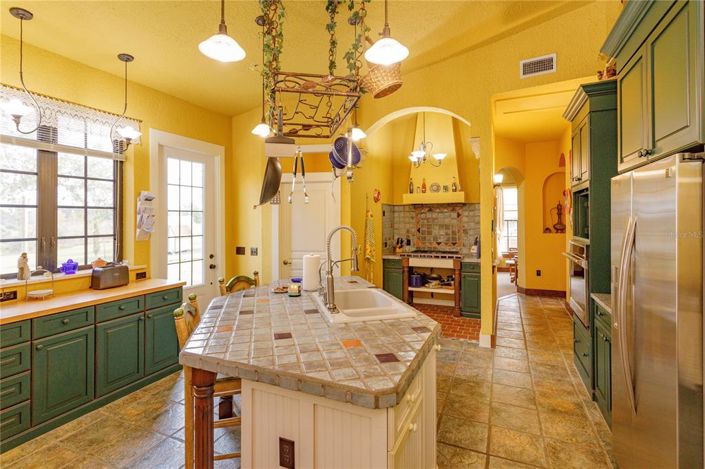 Image No.9-3 Bed House for sale