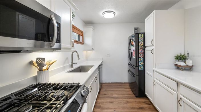 Image No.19-5 Bed House for sale