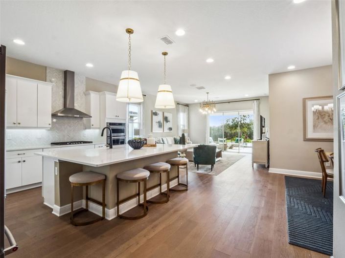 Image No.5-5 Bed House for sale